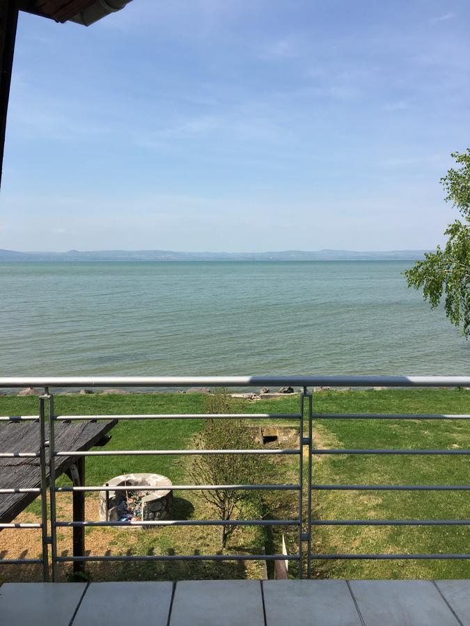 Beach Resident Balatonszemes Bagian luar foto