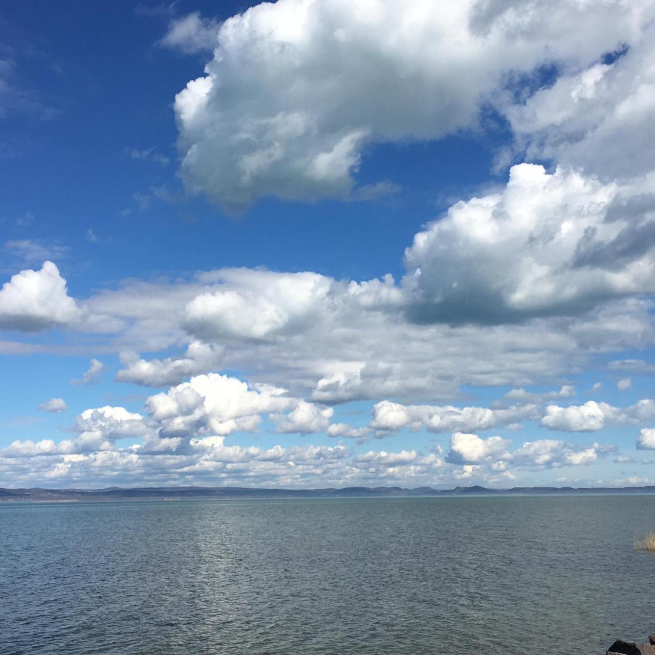 Beach Resident Balatonszemes Bagian luar foto
