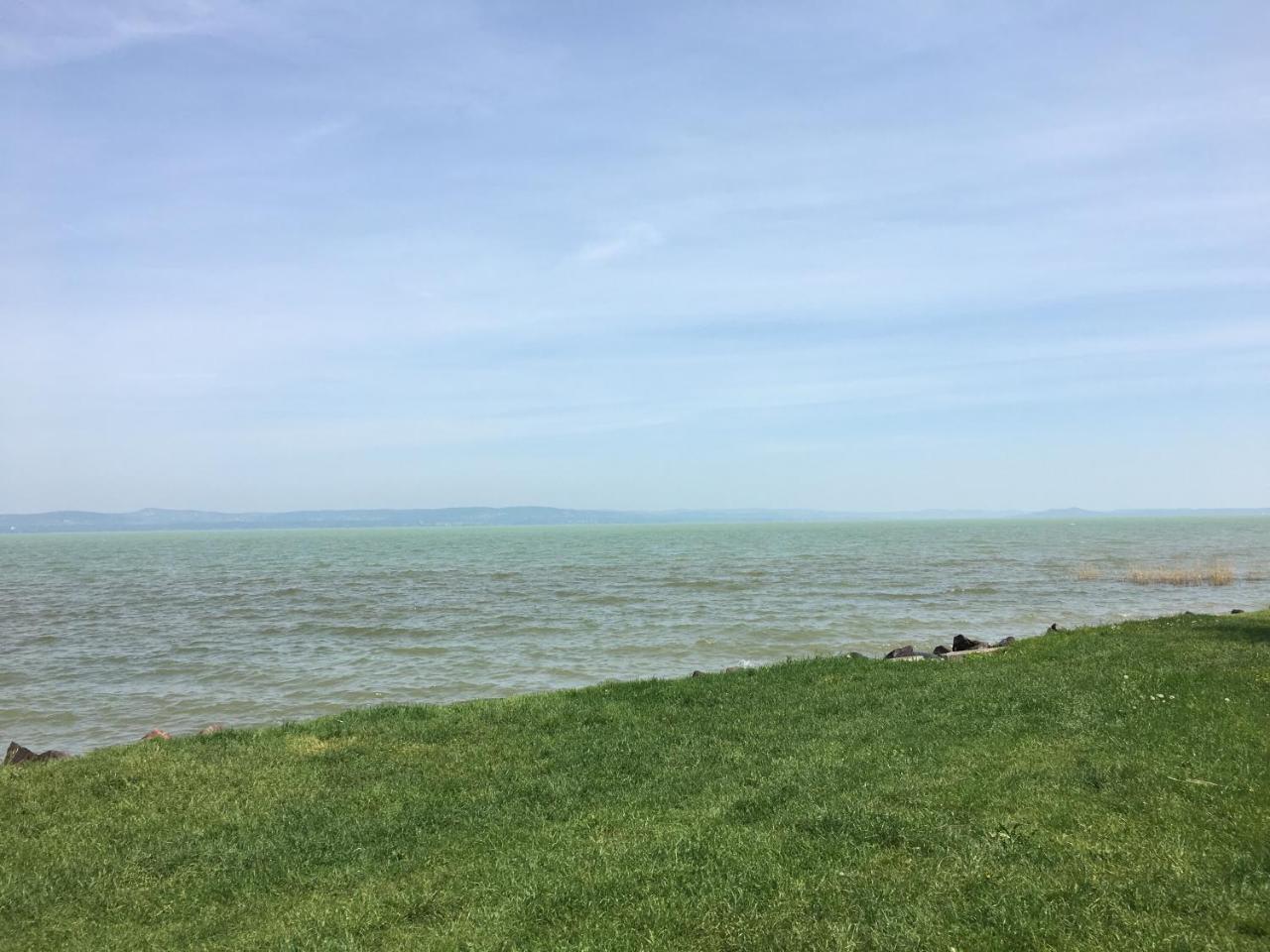 Beach Resident Balatonszemes Bagian luar foto