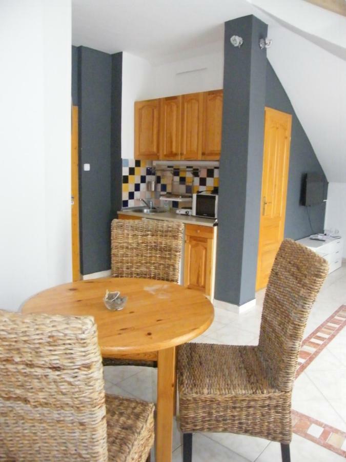 Beach Resident Balatonszemes Bagian luar foto