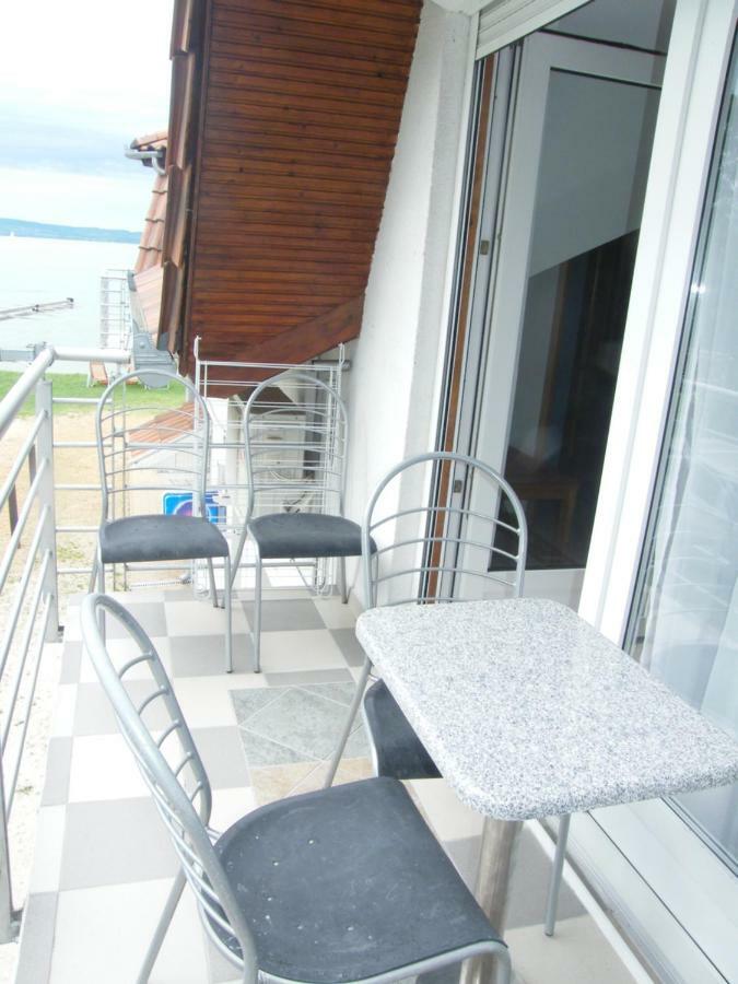 Beach Resident Balatonszemes Bagian luar foto